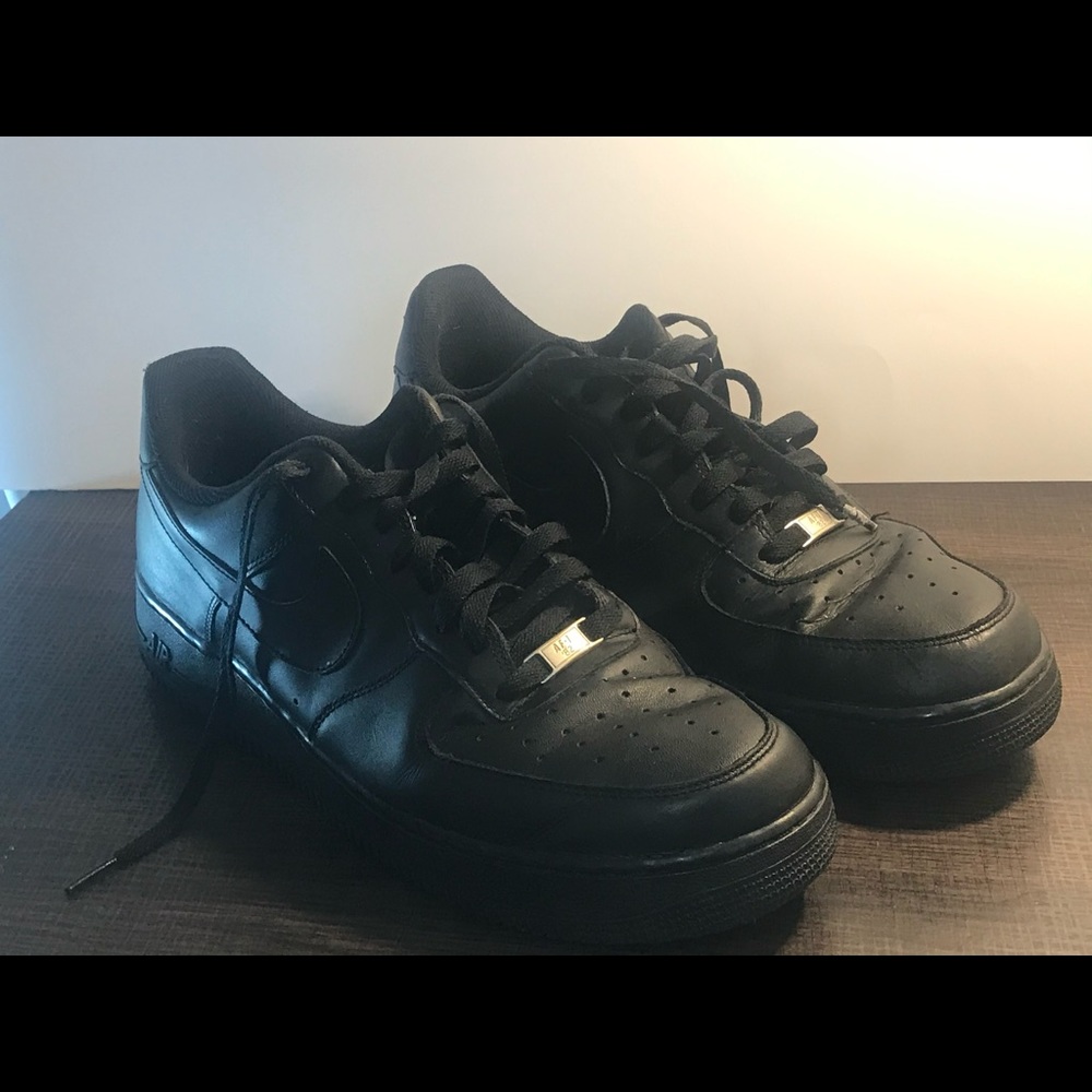 Nike Air Force Ones Black